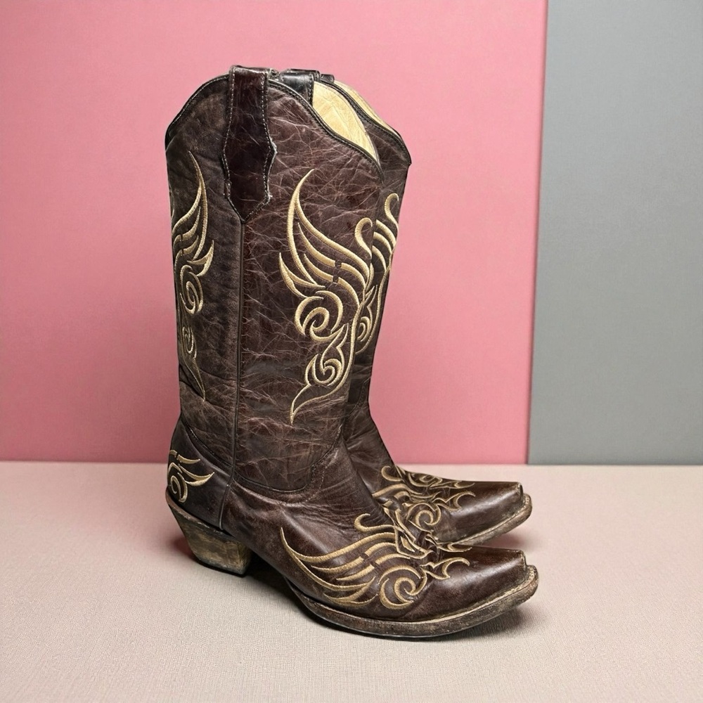 Circle G by Corral Western Cowboy Boots – Rustic Brown Leather Embroidered
